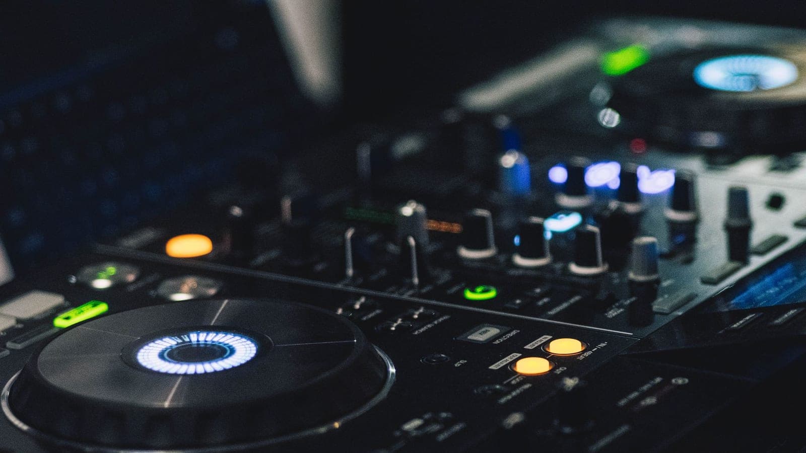 Recorded music brought in €181.4 million in Spain in the first half of 2026, up 11.6%: vinyl is now 73% of physical sales